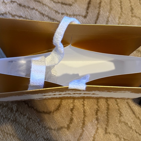 Chanel White Box with Black Accents - Picture 8 of 16